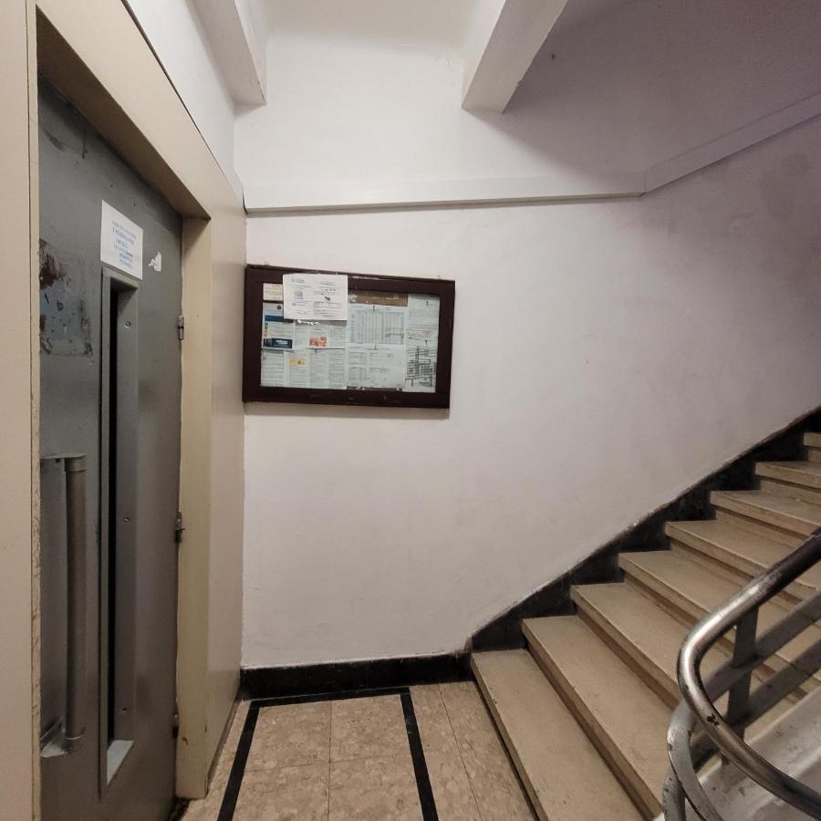 Anastasia Balcescu Apart 4 Self Check In Code From 2Pm Kitchen And Bedroom Bukarest Exteriör bild